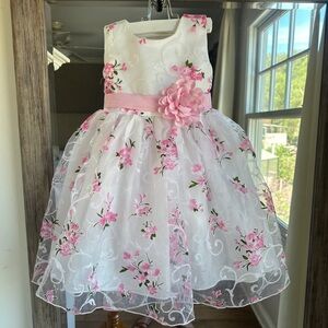 White and Pink Sleeveless A-line Formal Dress